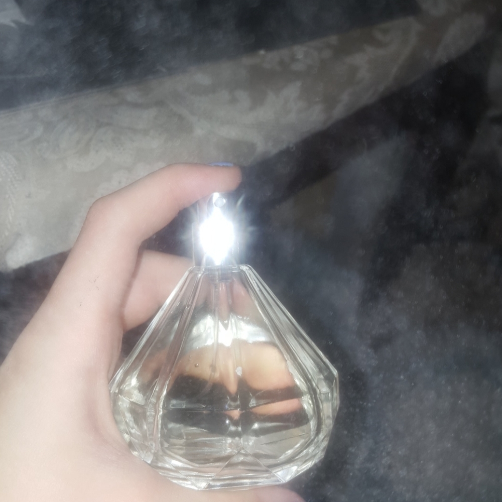 Diamond perfume - Picture 3 of 3